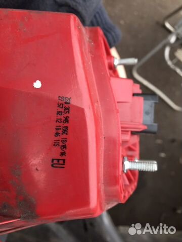 Фонарь задний правый на VW Passat B6 3C5945096C Фонарь задний правый на VW Passat B6 3C5945096C