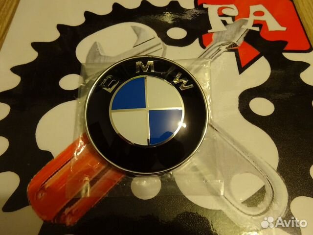 Эмблема новая Капот Багажник BMW