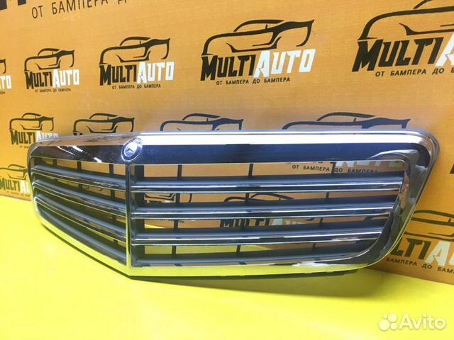 Решетка радиатора Mercedes C-Classe W204 2011-2014 Решетка радиатора Mercedes C-Classe W204 2011-2014