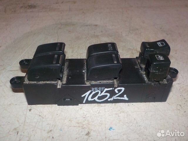 Блок управления стеклоподъемниками Infiniti Q45