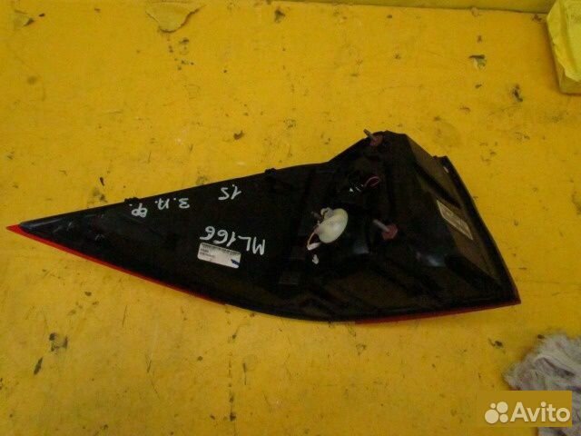 Фонарь наружний задний правый Mercedes Ml W166 Фонарь наружний задний правый Mercedes Ml W166