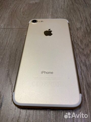 Телефон iPhone