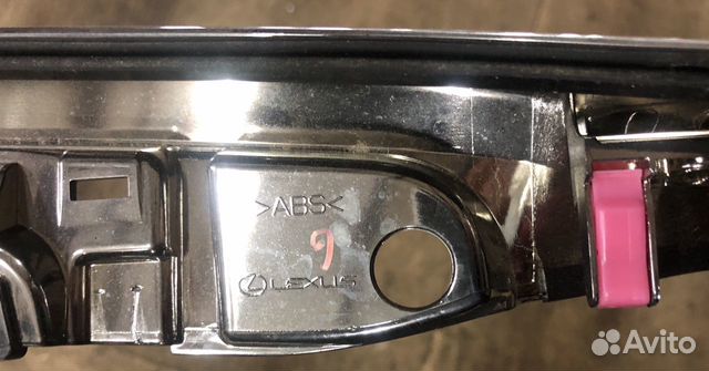 Накладка крышки багажника Lexus LS350 LS500 Накладка крышки багажника Lexus LS350 LS500