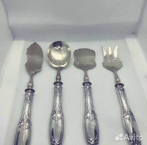 Сервировочный комплект Сервировочный комплект