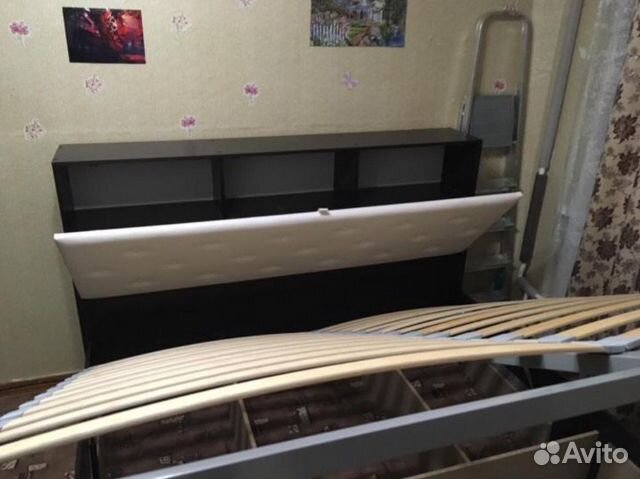 Кровать с матрасом Кровать с матрасом