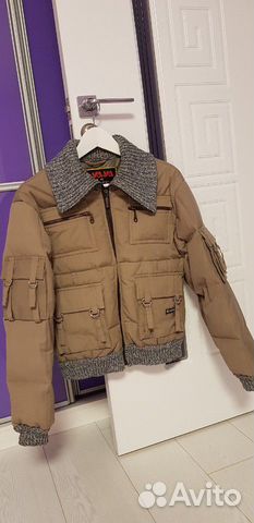 Пуховики Moncler и хаки 42-44 S