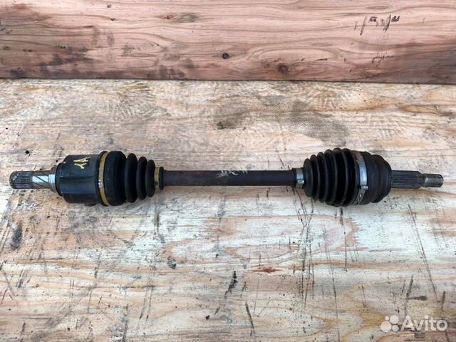 Приводной вал левый Mitsubishi Lancer 10 2.0 4B11 Приводной вал левый Mitsubishi Lancer 10 2.0 4B11