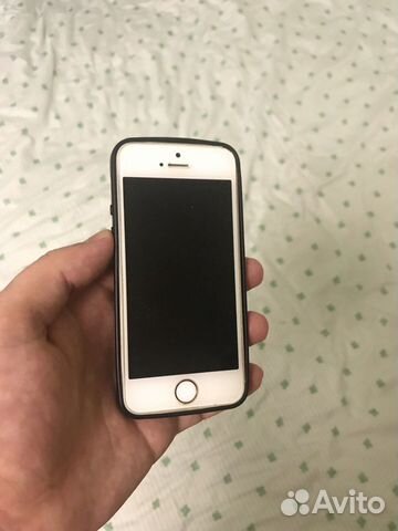 Телефон iPhone 5s Телефон iPhone 5s