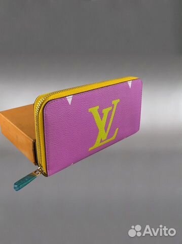 Женский кошелек LV