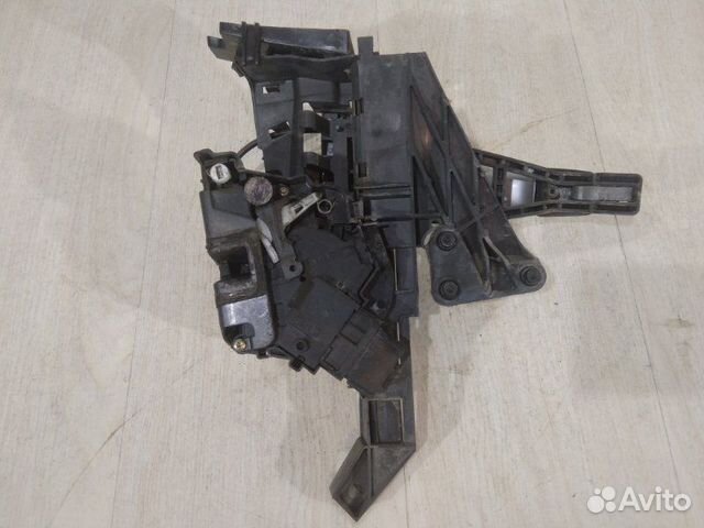 Замок двери задний левый Ford C-Max aoda 2004 Замок двери задний левый Ford C-Max aoda 2004