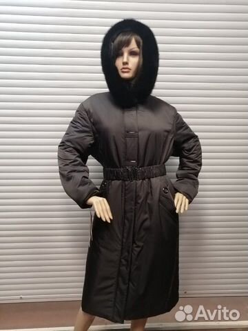 Зимнее пальто с натуральным мехом Зимнее пальто с натуральным мехом