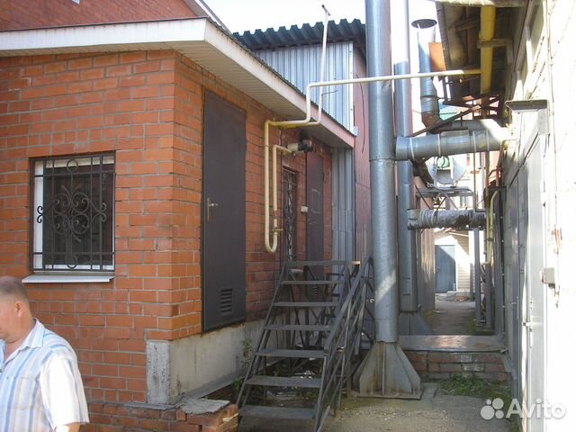 Торговое нежилое производственное помещение 355 м²