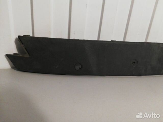 Накладка переднего бампера под гос номер передняя