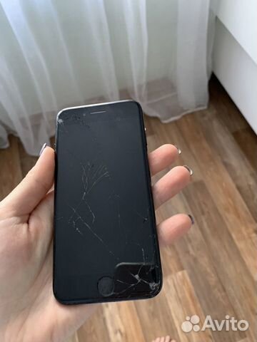 Телефон iPhone Телефон iPhone