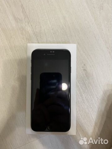 Телефон iPhone Телефон iPhone