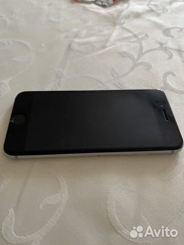 Телефон iPhone
