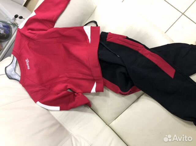 Новый спортивный костюм Reebok Hockey