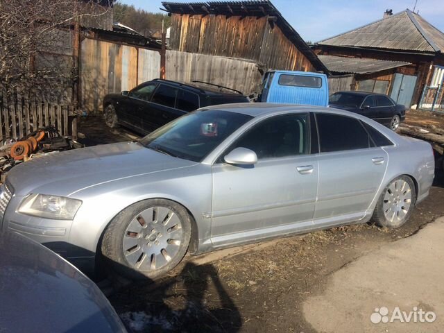 Audi A8 4.2 AT, 2005, битый, 150 000 км Audi A8 4.2 AT, 2005, битый, 150 000 км