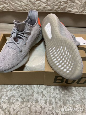 Кроссовки Adidas Yeezy Boost 350v2 Tail Light Кроссовки Adidas Yeezy Boost 350v2 Tail Light