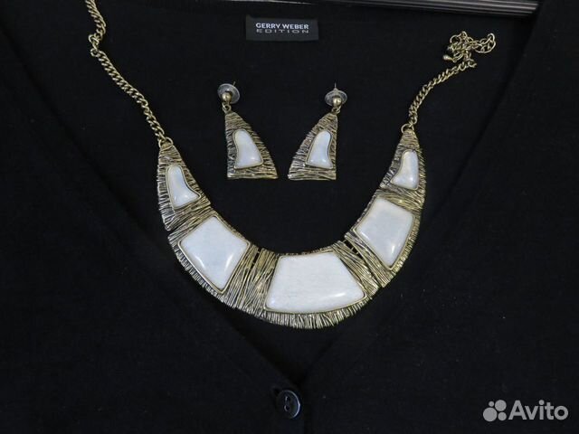 Украшения Fashion Jewelri (колье и серьги) Украшения Fashion Jewelri (колье и серьги)