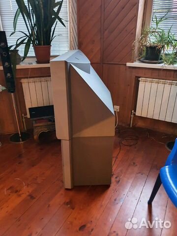 Проекционный телевизор Grundig 40 дюймов