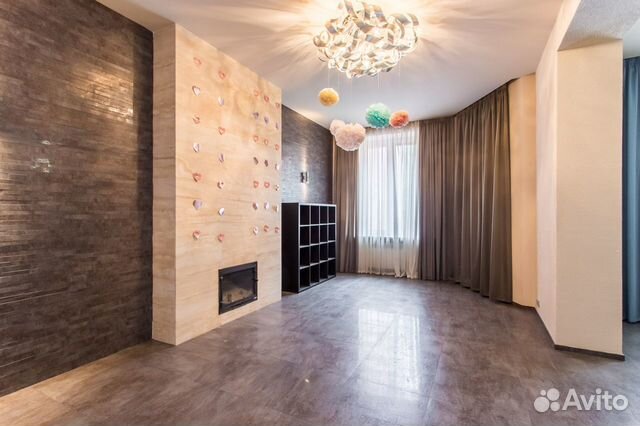 7-к квартира, 360 м², 1/4 эт.