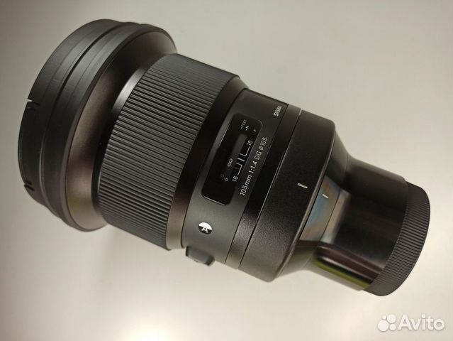 Sigma 105mm f/1.4 DG HSM Art Sony E витринный Sigma 105mm f/1.4 DG HSM Art Sony E витринный