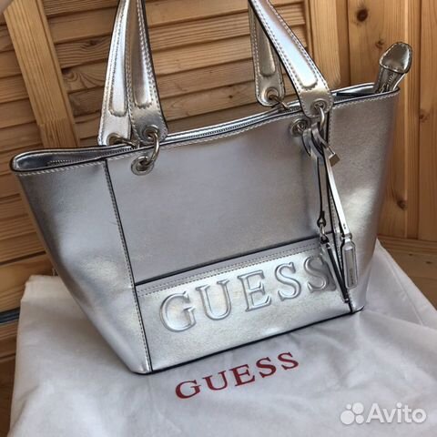Новая кожаная сумка guess Новая кожаная сумка guess