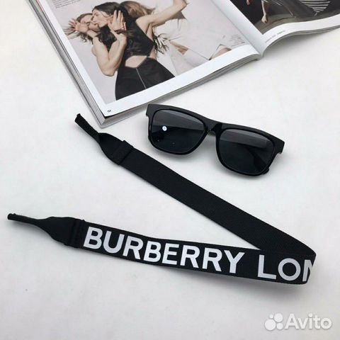 Очки Burberry