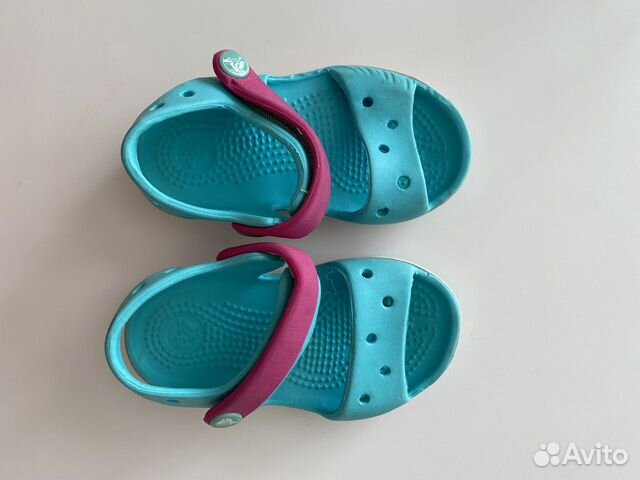 Сандалии Crocs Сандалии Crocs