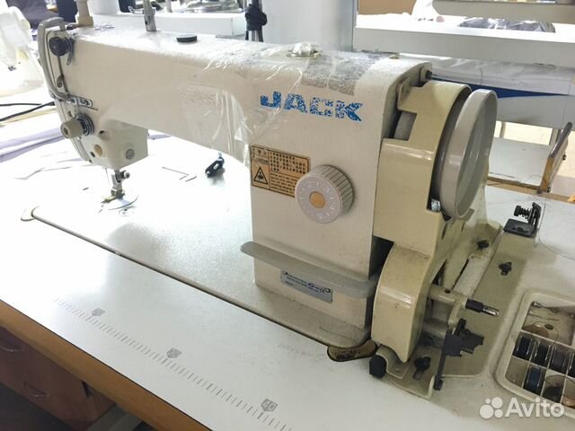 Швейная машинка siruba, jack Швейная машинка siruba, jack