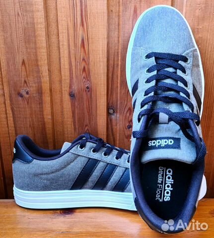 Кроссовки Adidas