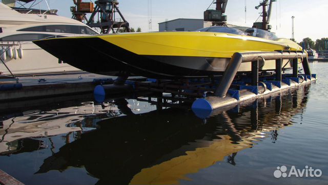 Понтон-подъемник для катеров (плавучий док)