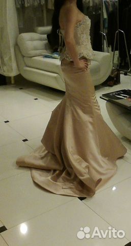 Шикарное вечернее платье от Шерри Хилл