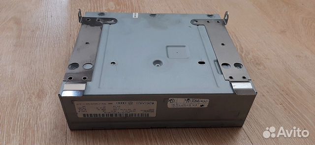 Усилитель антенны Audi