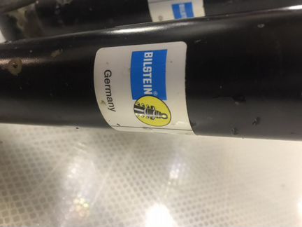 Заднее амортизаторы Mercedes E-class W211 Мерседес