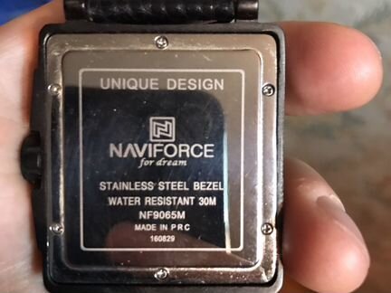 Часы Naviforce