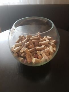 Ваза + винные пробки