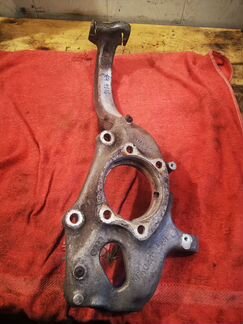 Audi a4b8 кулак передний правый 8K0407258L