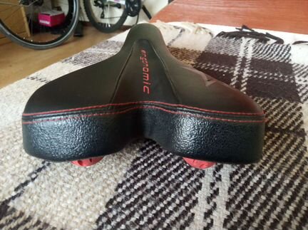 Седло велосипедное