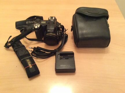 Фотоаппарат Nikon Cool Pix 5700