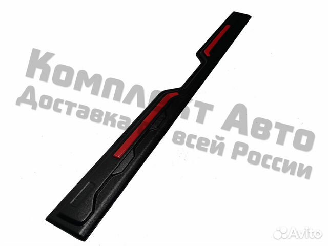 Накладка на крышку багажника Нива