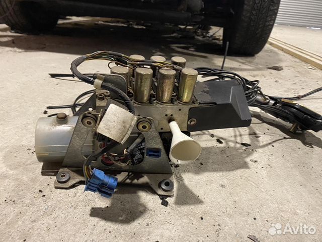 Насос гидравлический крыши Mercedes W208