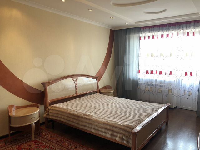 2-к. квартира, 70 м², 6/7 эт.