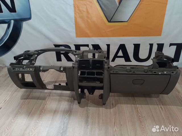 Торпеда Торпедо Панель приборов салона Renault sym