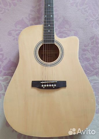 Гитара эстрадная (новая)