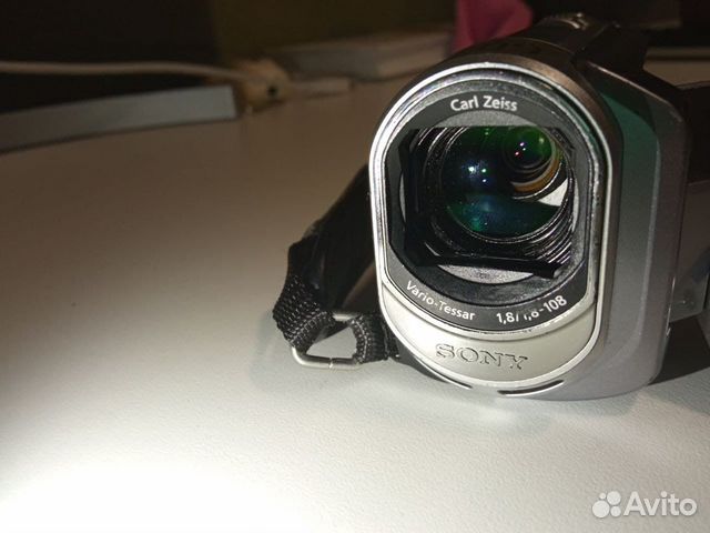 Видеокамера Sony DCR-SX60 E Silver