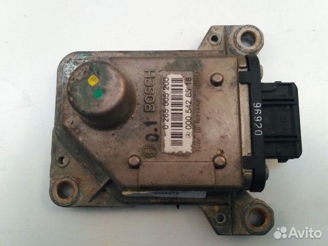Датчик ускорения Mercedes W220 A0005426518