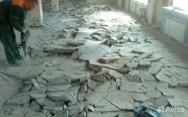 Демонтаж стен, зданий, домов