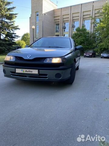 Renault Laguna 1.8 МТ, 1999, 304 600 км